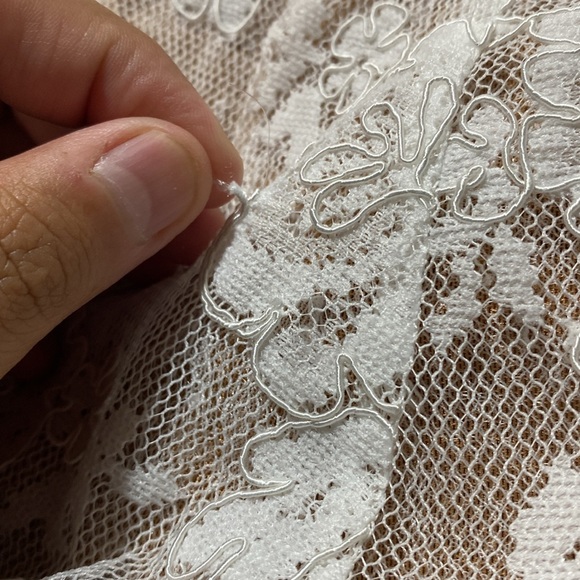 V Chapman The Whitby Gown White Chantilly Lace Bridal Sz‎ 14 MISSING SLEEVES PO - Picture 13 of 14